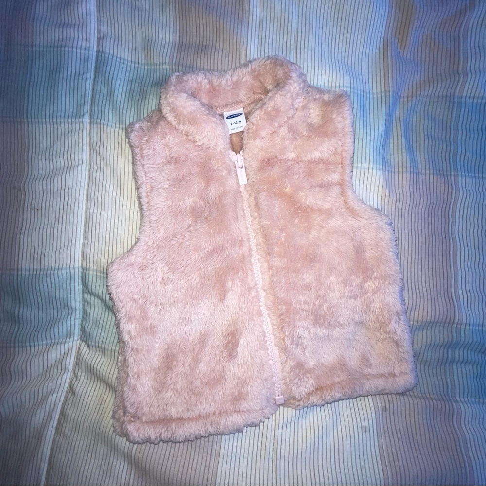 Old navy sherpa vest